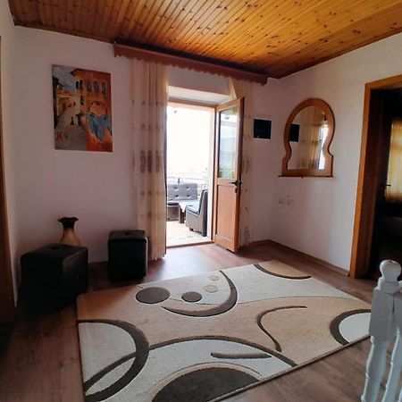 Guest House Ejona Gjirokastër المظهر الخارجي الصورة
