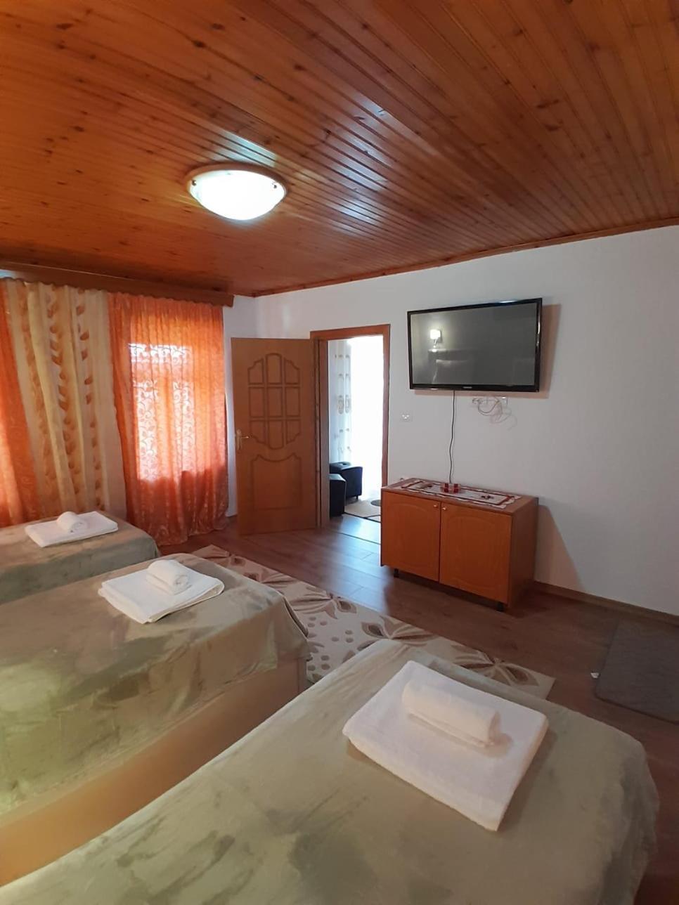 Guest House Ejona Gjirokastër المظهر الخارجي الصورة