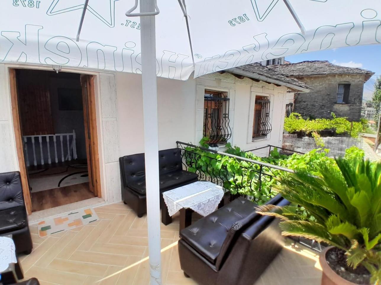 Guest House Ejona Gjirokastër المظهر الخارجي الصورة