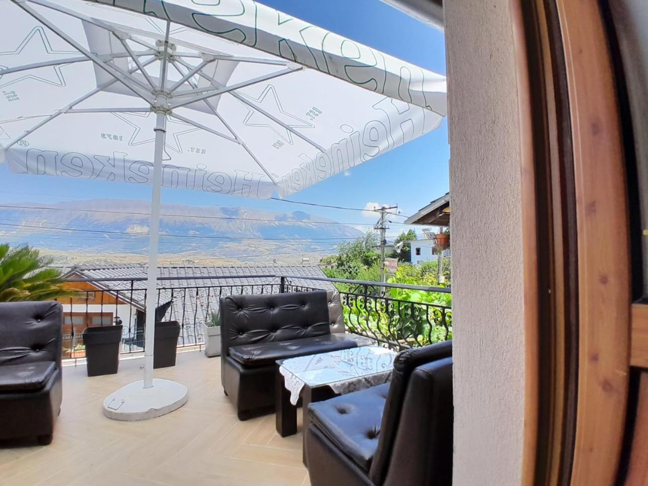 Guest House Ejona Gjirokastër المظهر الخارجي الصورة